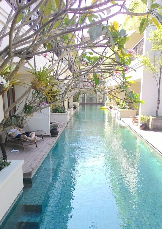 Lagoon 3*